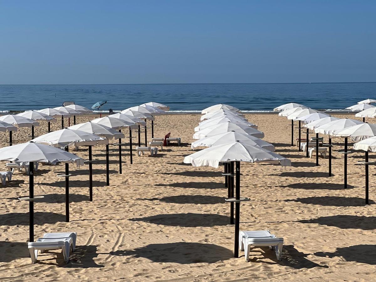 Pe No Mar - Monte Gordo Lägenhet Exteriör bild