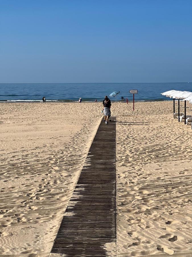 Pe No Mar - Monte Gordo Lägenhet Exteriör bild